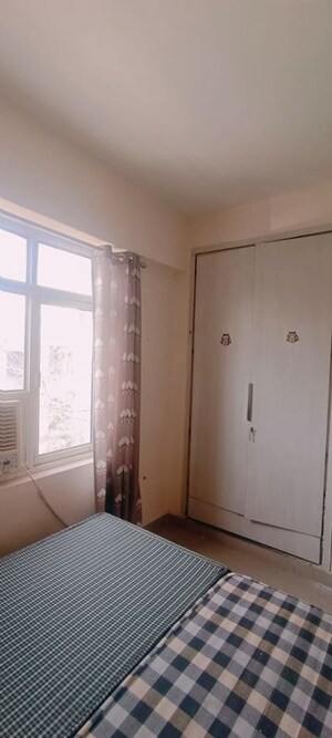 Room in 2 BHK Apartment at Shree Vardhman Mantra, Sector 67 – for Rent