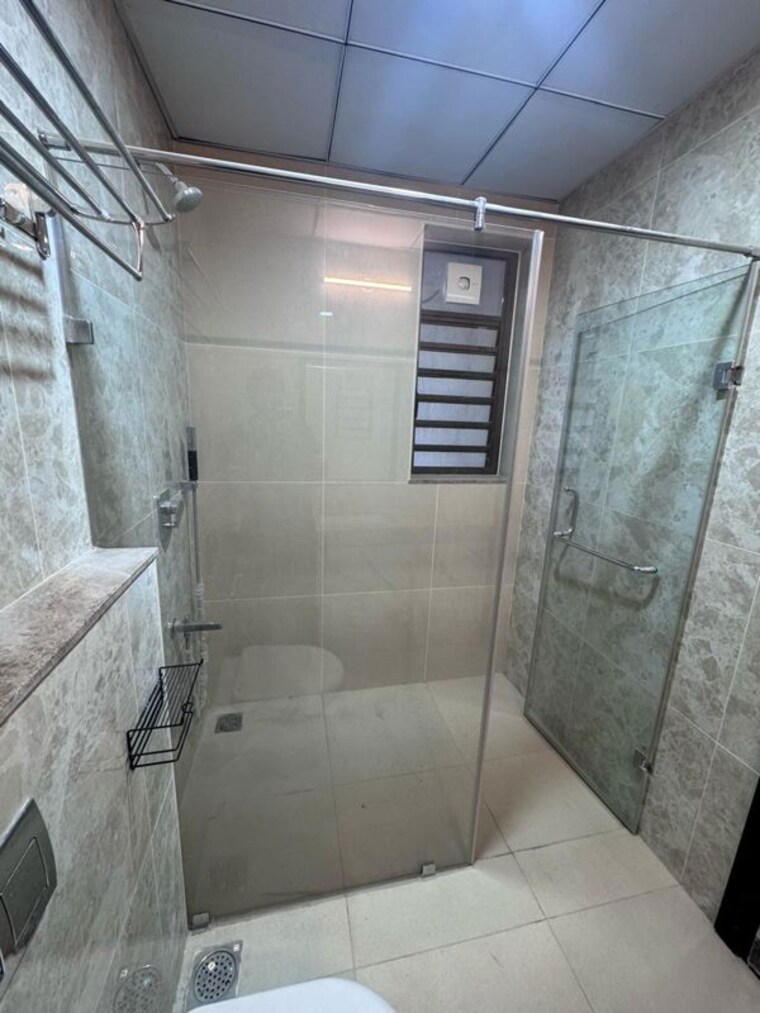 Bathroom, mahaveer-celesse 3 Bedroom 1500 Sq.Ft. Apartment In Hunasamaranahalli Bangalore 10339381