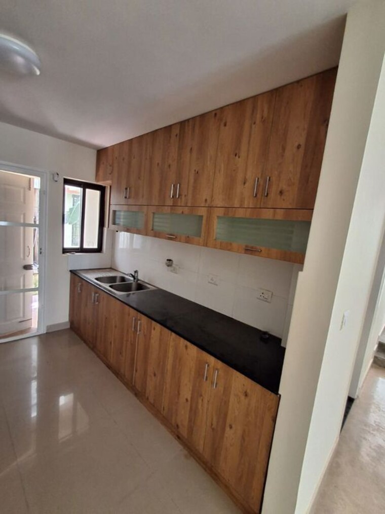 Kitchen, lgcl-beautiful-world 4 Bedroom 3000 Sq.Ft. Apartment In Hennur Bangalore 10339427