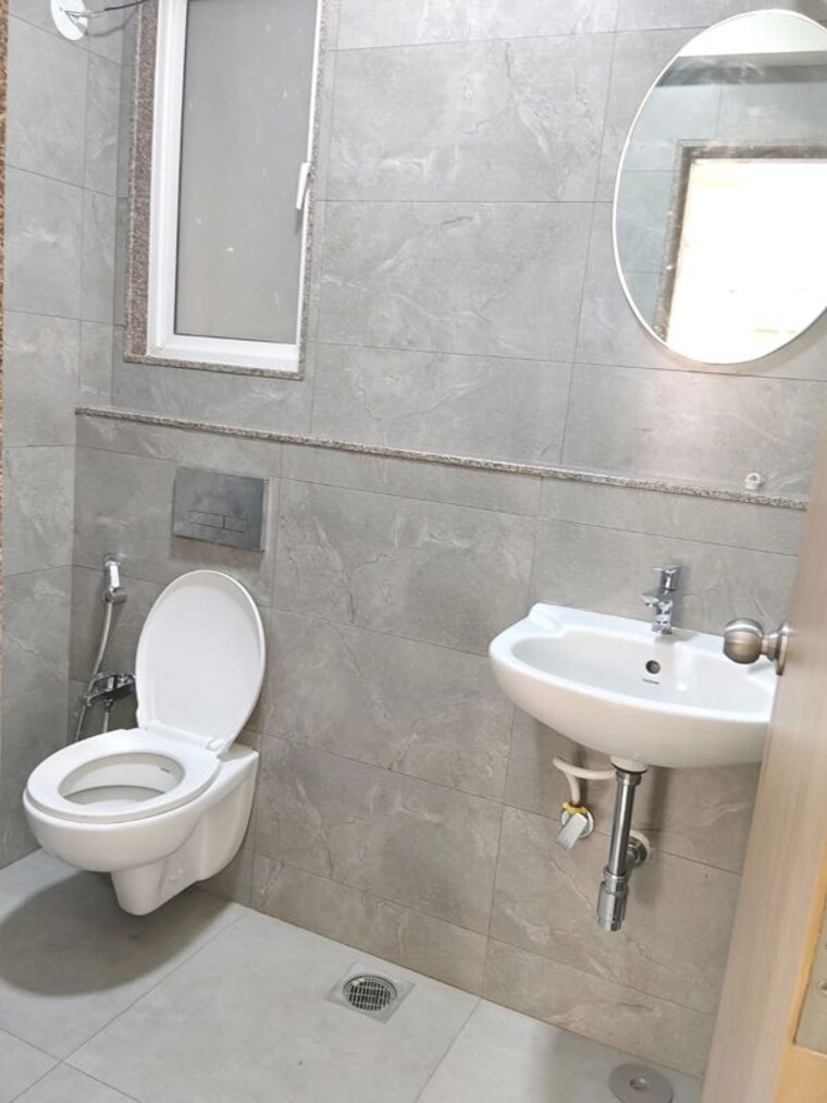 Bathroom, godrej-nest-kandivali 1 Bedroom 400 Sq.Ft. Apartment In Kandivali East Mumbai 10339444