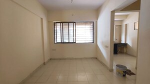 Room in 1 RK Apartment at Dev Niketan, Dahisar East – for Sale