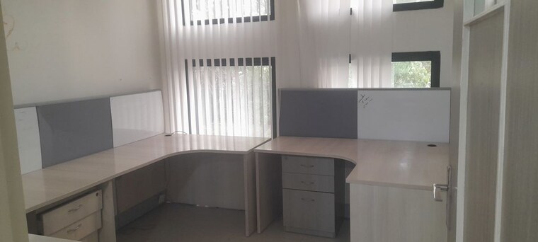Room, wilson garden Commercial Office Space 1700 Sq.Ft. In Wilson Garden Bangalore 10339417