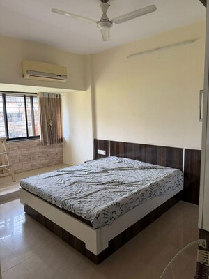 Bedroom in 2 BHK Apartment at Bhoomi Enclave, Kandivali West – for Rent