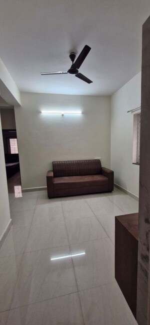 Bedroom in 2 BHK Builder Floor at Kondapur – for Rent