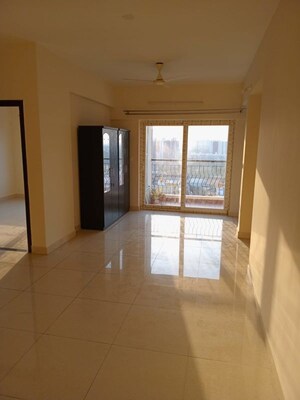Room in 2 BHK Apartment at Oceanus Vista, Sarjapur Road – for Rent