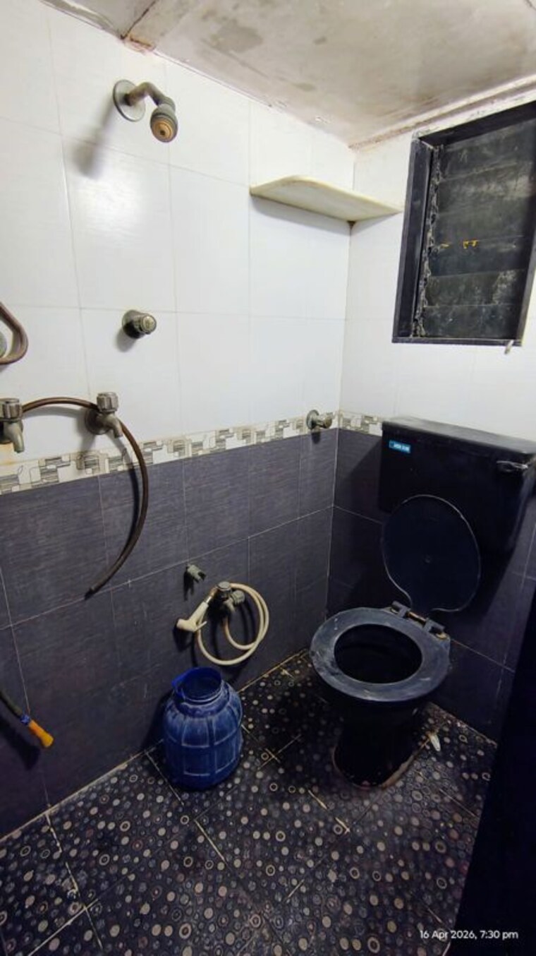 Team Area, chatrapati-shivaji-raje-complex 1 RK 340 Sq.Ft. Apartment In Kandivali West Mumbai 10340087