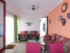 Bedroom in 2 BHK Apartment at Antriksh Golf View, Sector 78 – for Sale