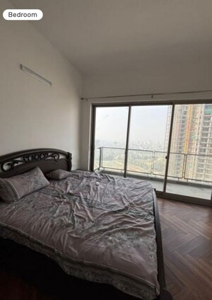 Bedroom in 4 BHK Apartment at Shalimar Belvedere Court, Gomti Nagar – for Rent