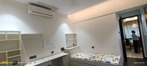 Furnished Amenities in 2 BHK Apartment at Rasik Niwas, Marine Drive – for Rent