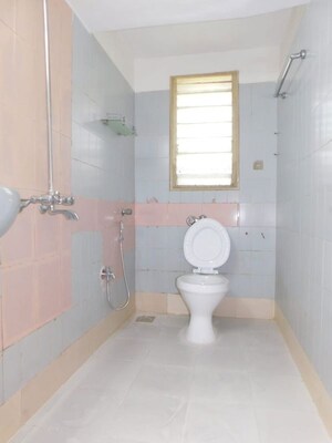 Bathroom in 3 BHK Apartment at Om Tower Kandivali, Kandivali West – for Rent