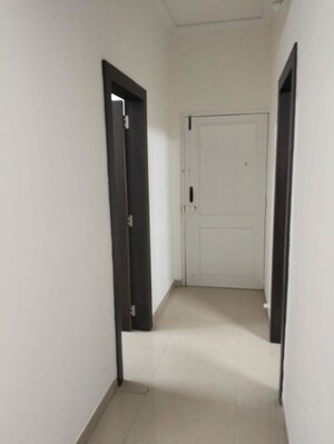 4 BHK Apartment at Oshiwara – for Rent