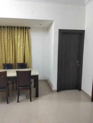 Living Room in 4 BHK Apartment at Oshiwara – for Rent