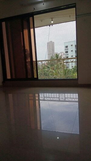 2 BHK Apartment For Rent in Saibaba CHS, Kandivali West