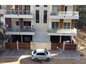 3 BHK Builder Floor – Exterior View View at Sector 1 Greater Noida - for Sale