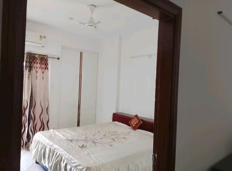 Bedroom, purvanchal-royal-city 3 Bedroom 1825 Sq.Ft. Apartment In Chi V Greater Noida Greater Noida 10340453