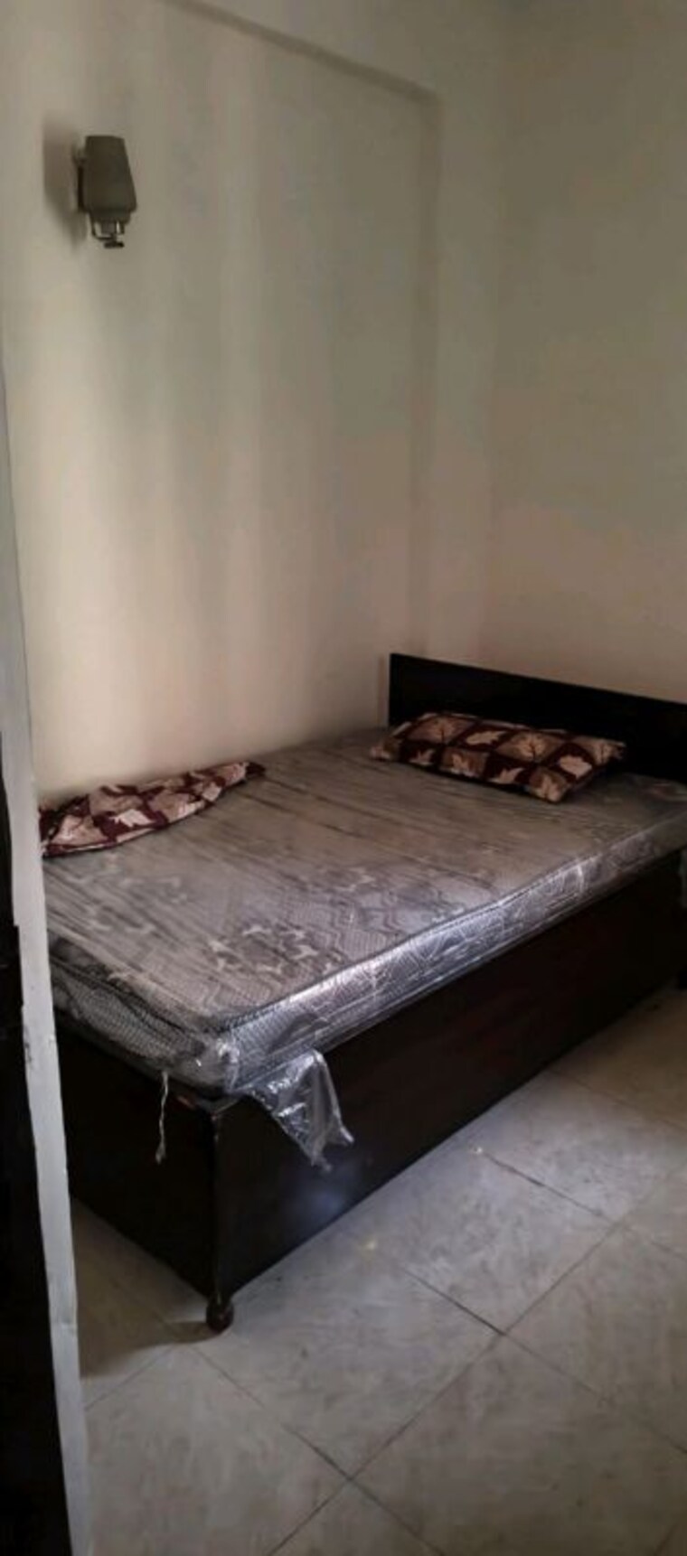 Bedroom, supertech-czar-suites 2 Bedroom 1295 Sq.Ft. Apartment In Omicron I Greater Noida Greater Noida 10340542