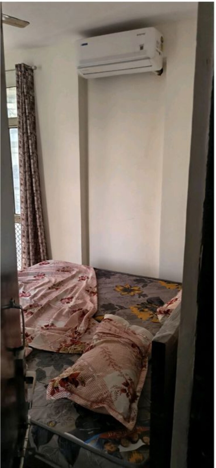 Bedroom, supertech-czar-suites 2 Bedroom 1295 Sq.Ft. Apartment In Omicron I Greater Noida Greater Noida 10340542