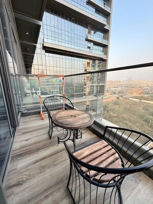 Balcony in Studio Apartment at M3M Broadway, Sector 71 – for Rent