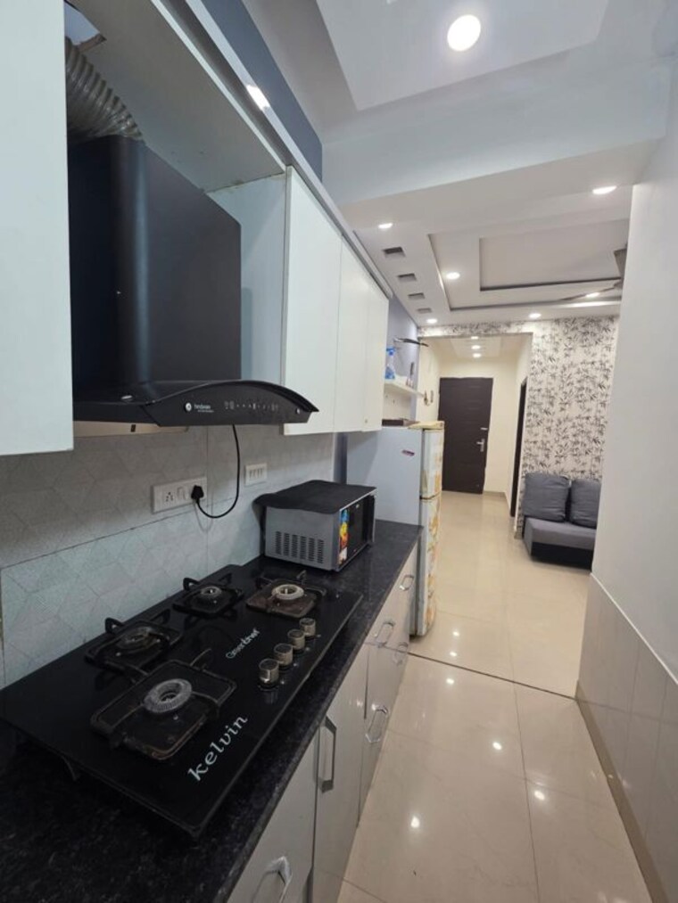 Kitchen, sector 115 6+ Bedroom 161 Sq.Mt. Builder Floor In Sector 115 Noida 10340633