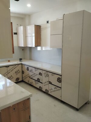 Kitchen in 3 BHK Apartment at BPTP Princess Park, Sector 86 – for Sale