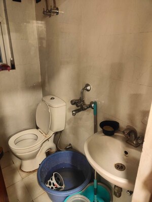 Bathroom in 2 BHK Apartment at KLJ Platinum Heights, Sector 77 – for Sale