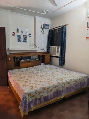 Bedroom in 1 BHK Builder Floor at Saket – for Rent