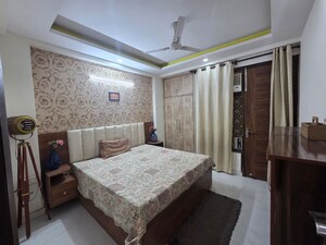 Bedroom in 2 BHK Apartment at Chattarpur – for Rent