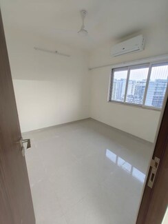 1 BHK + Pooja Room Apartment For Sale in Omkar Signet
