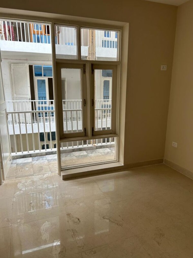 Room, bptp-park-floors-ii 2 Bedroom 1250 Sq.Ft. Apartment In Sector 76 Faridabad 10340927