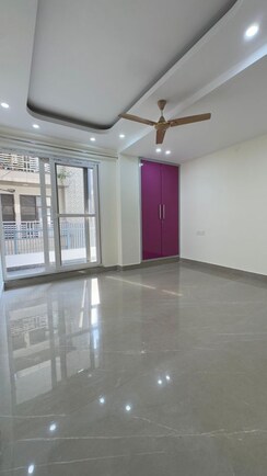 3 BHK + Servant Room,Extra Room,Store Room Apartment For Rent in Chattarpur
