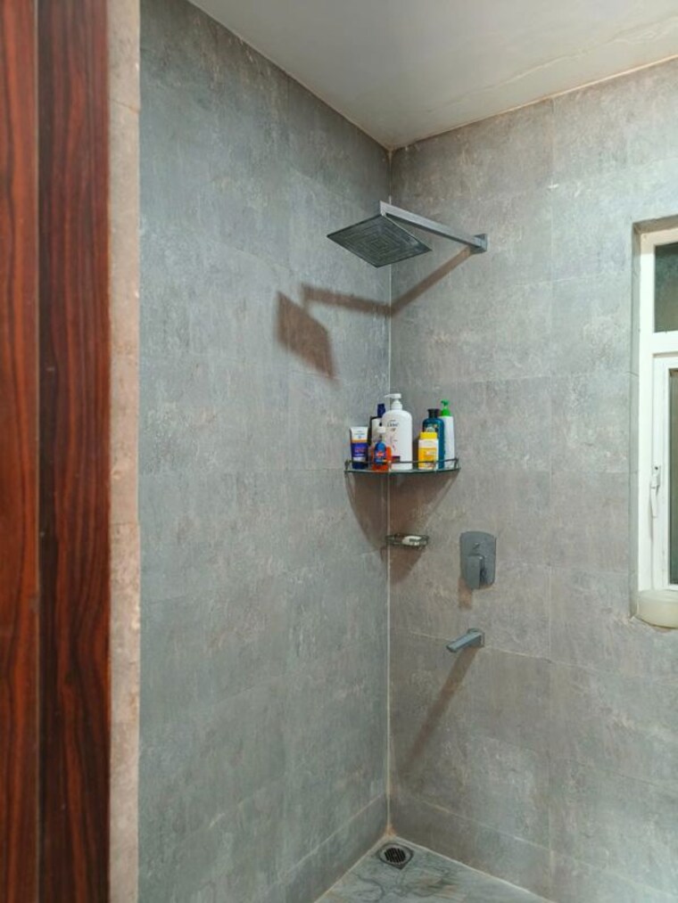 Attached Bathroom, omaxe-heights 2 Bedroom 1200 Sq.Ft. Apartment In Sector 86 Faridabad 10340980