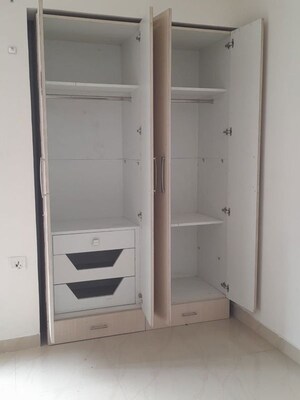 Furnished Amenities in 3 BHK Apartment at BBD Green City Sun Breeze Apartments, Gomti Nagar – for Rent