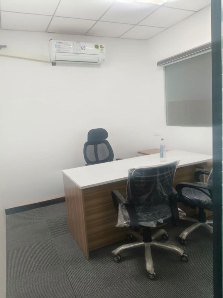 Team Area, sector 2 Commercial Office Space 2000 Sq.Ft. In Sector 2 Noida 10341075