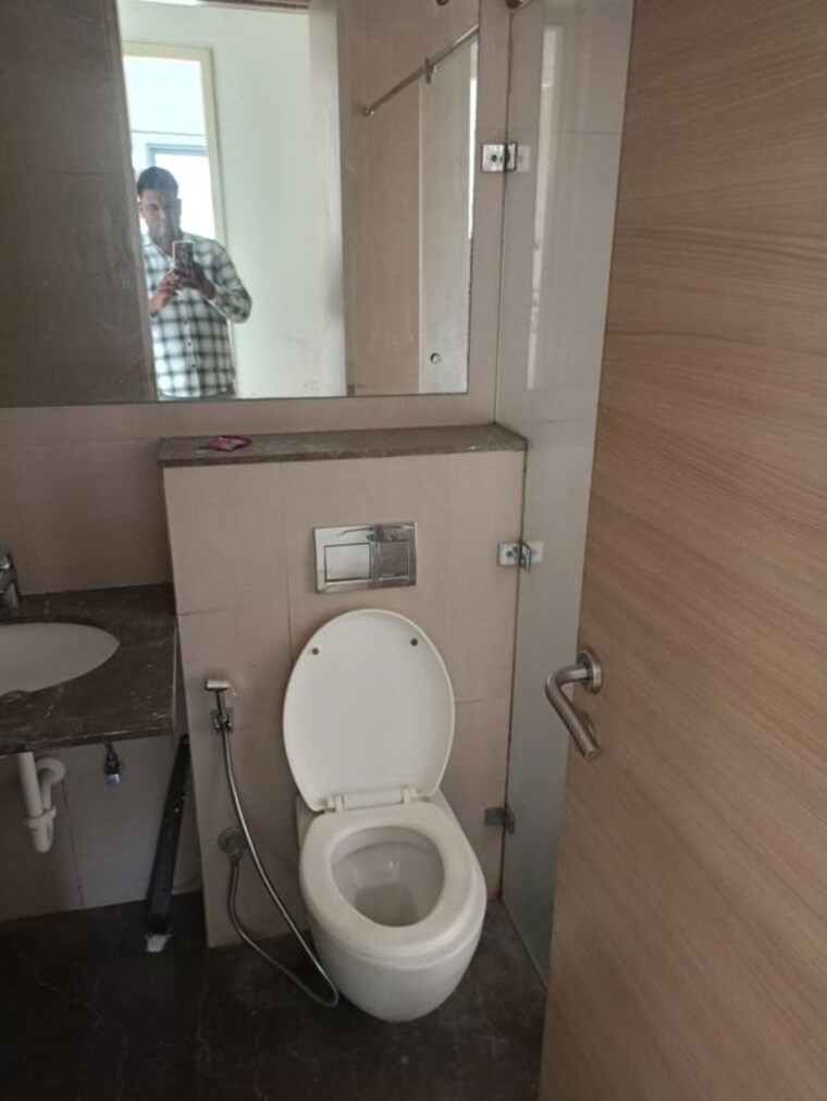 Bathroom, regency-astra 2 Bedroom 870 Sq.Ft. Apartment In Baner Pune 10341330