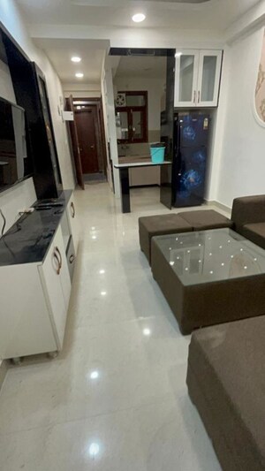 Team Area in 1 BHK Builder Floor at Chattarpur – for Rent