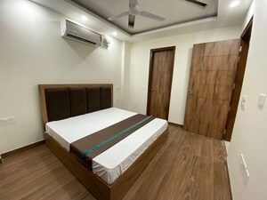 Bedroom in 2 BHK Builder Floor at Tigra – for Rent