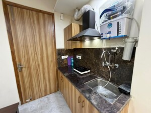 Team Area in 1 BHK Builder Floor at Sector 40 – for Rent