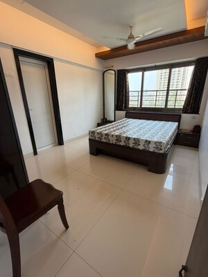 Living Room in 3 BHK Apartment at Beachwood Tower, Andheri West – for Rent