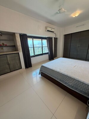 Bedroom in 3 BHK Apartment at Beachwood Tower, Andheri West – for Rent