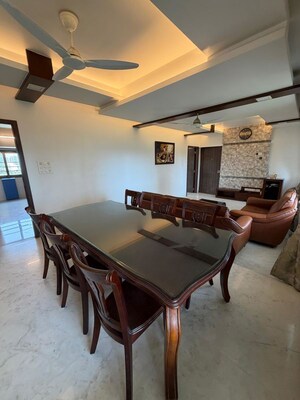 Team Area in 3 BHK Apartment at Beachwood Tower, Andheri West – for Rent