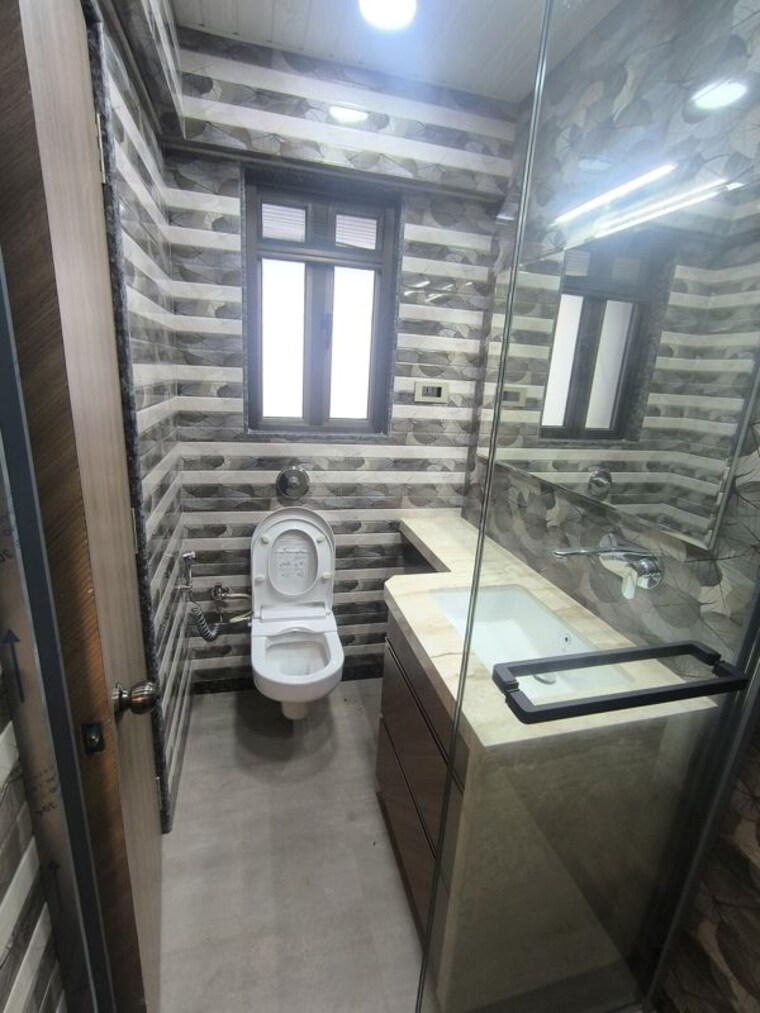 Washroom, motilal nagar 3.5 Bedroom 1350 Sq.Ft. Apartment In Motilal Nagar Mumbai 10341520
