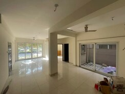 3 BHK + Pooja Room,Study Room,Extra Room,Basement,Store Room Apartment For Sale in BPTP Amstoria