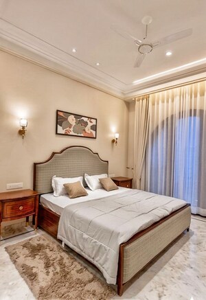 Bedroom in 4 BHK Independent House at Mansarovar Extension – for Sale