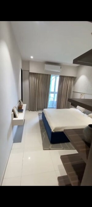 2 BHK Apartment For Sale in Paranjape Aspire, Andheri West