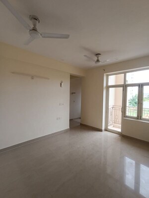 2 BHK Apartment For Rent in Shree Vardhman Mantra, Sector 67