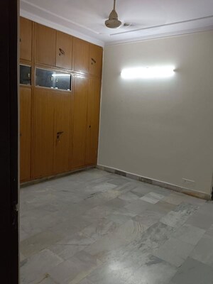 2 BHK Builder Floor For Rent in Lajpat Nagar 4