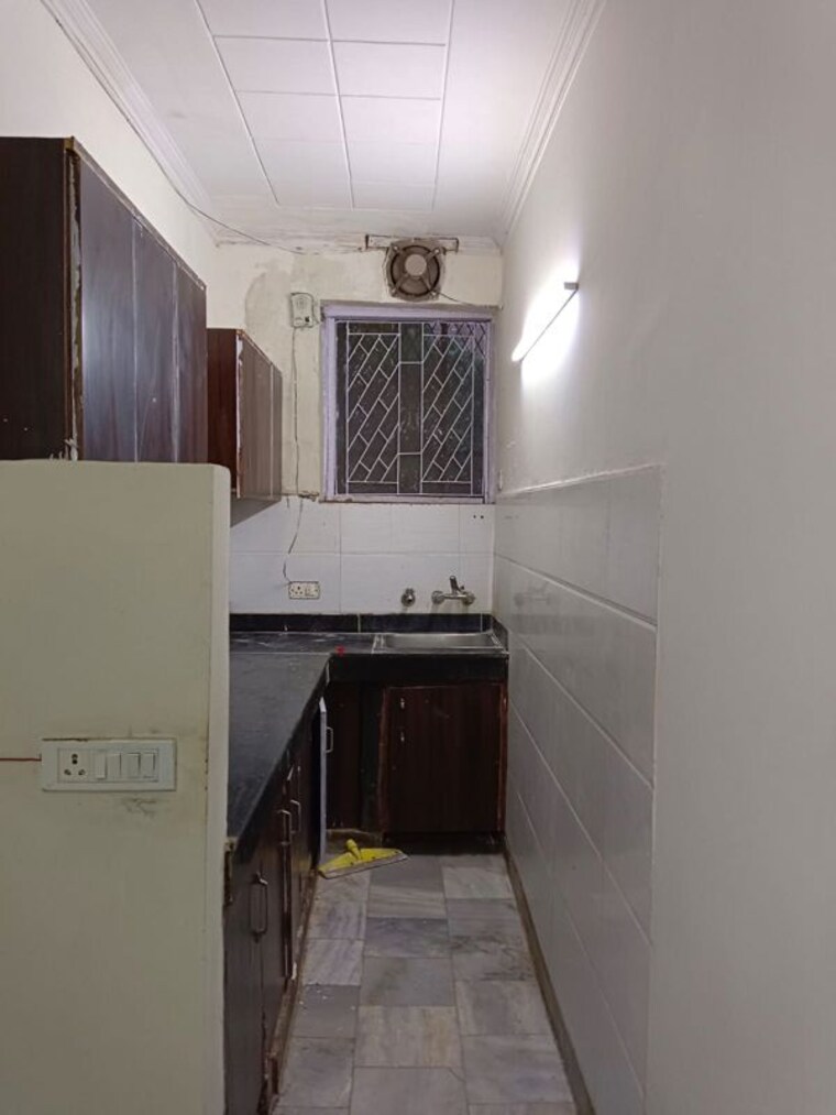 Kitchen, lajpat nagar 4 2 Bedroom 1088 Sq.Ft. Builder Floor In Lajpat Nagar 4 Delhi 10341692