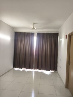 2 BHK Apartment For Rent in Godrej Royale Woods