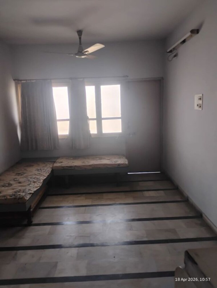 Room, mahavir nagar 2 Bedroom 1200 Sq.Ft. Apartment In Mahavir Nagar Ahmedabad 10341745