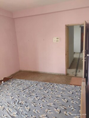 Bedroom in 2 BHK Apartment at Mahavir Nagar – for Rent